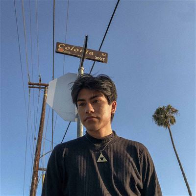 Early Days (2016-2019) - Los Retros